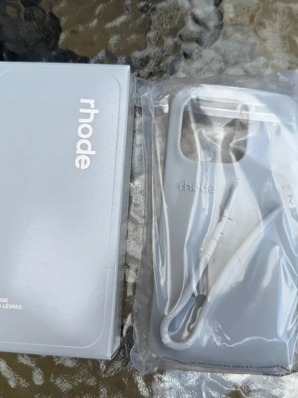 BRAND NEW RHODE Phone Lip Case - Grey, for iPhone 16 PRO